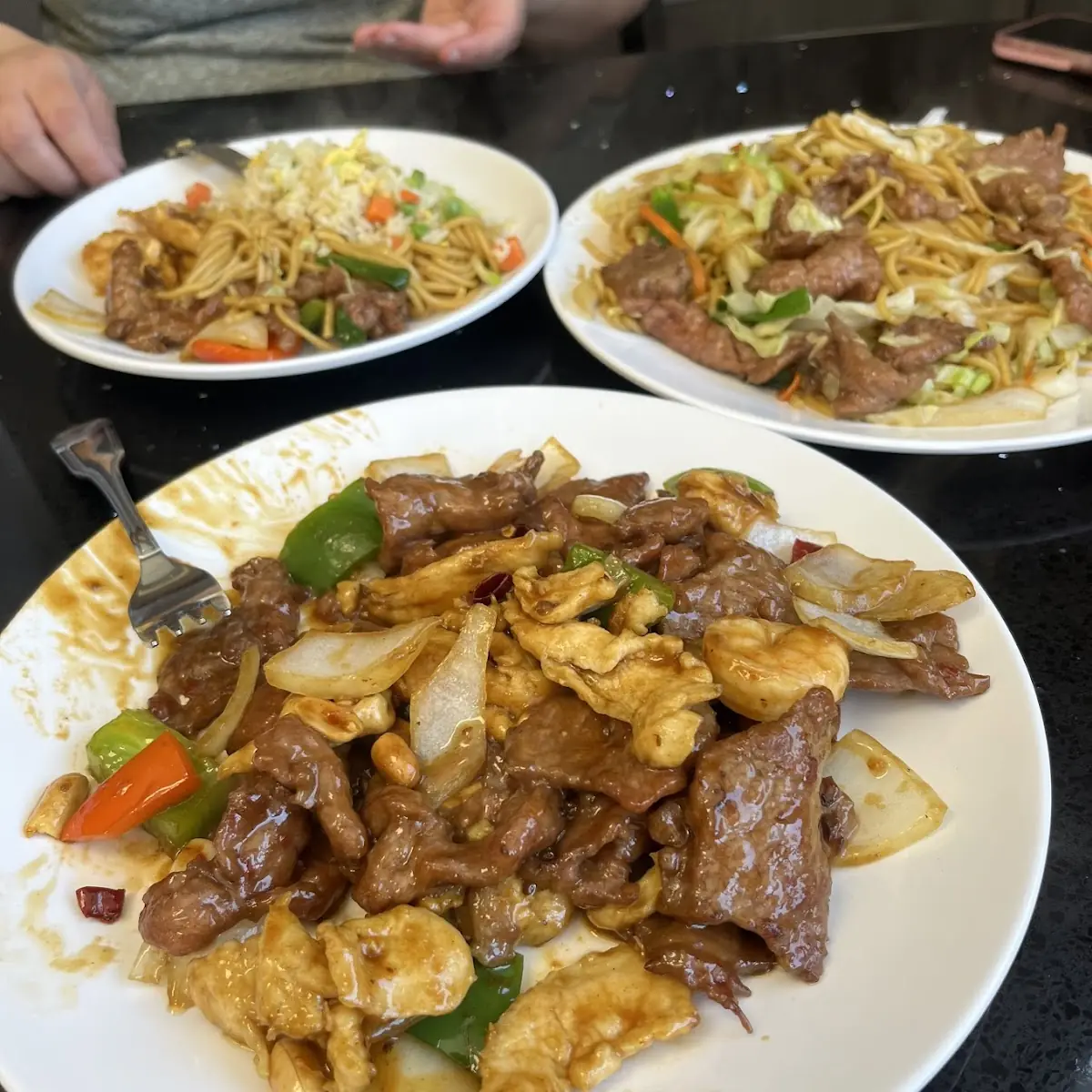 mongolian beef or chicken 蒙古炒牛肉 或雞